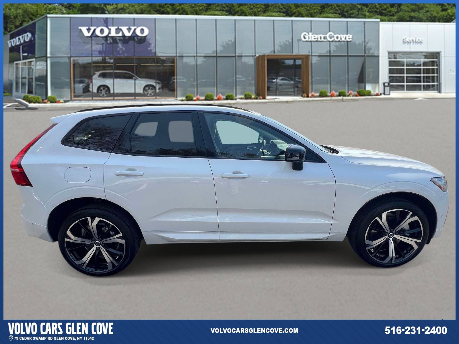 Used 2024 Volvo XC60 B5 Ultimate w/ Protection Package Premier image 3