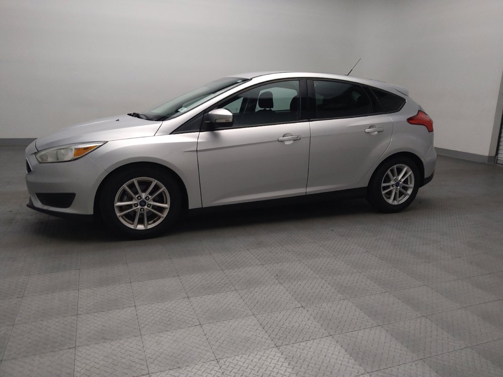 Used 2016 Ford Focus SE FWD image 2