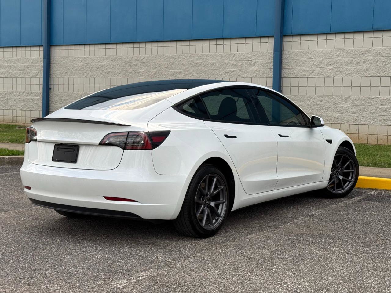 Used 2023 Tesla Model 3 Long Range image 5