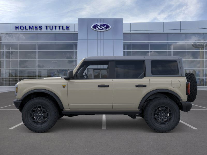 New 2026 Ford Bronco Badlands image 3