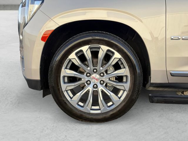 Certified 2022 GMC Yukon XL Denali w/ Denali Premium Package RWD image 23