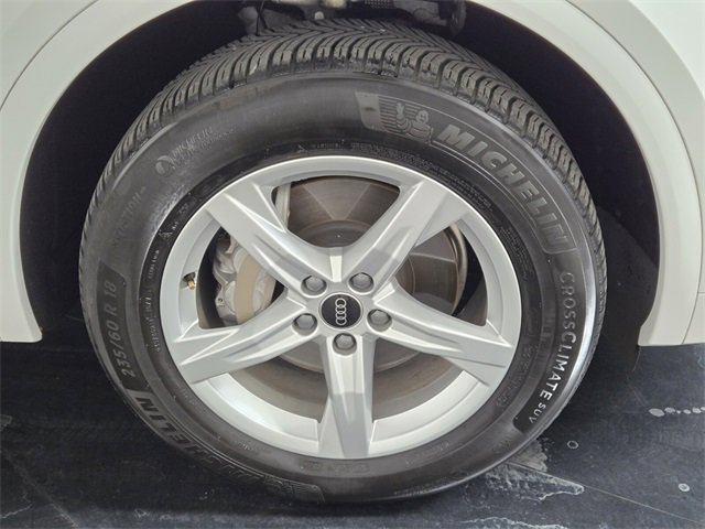 Used 2021 Audi Q5 2.0T Premium w/ Convenience Package image 9