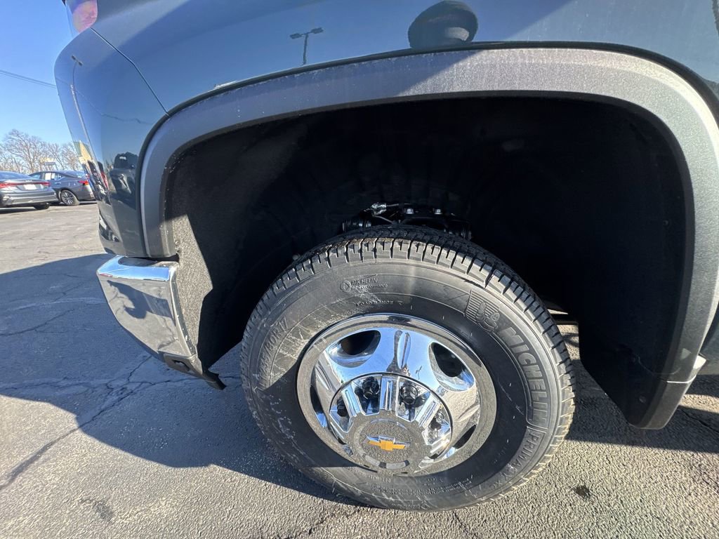 New 2026 Chevrolet Silverado 3500 LT w/ Convenience Package image 10