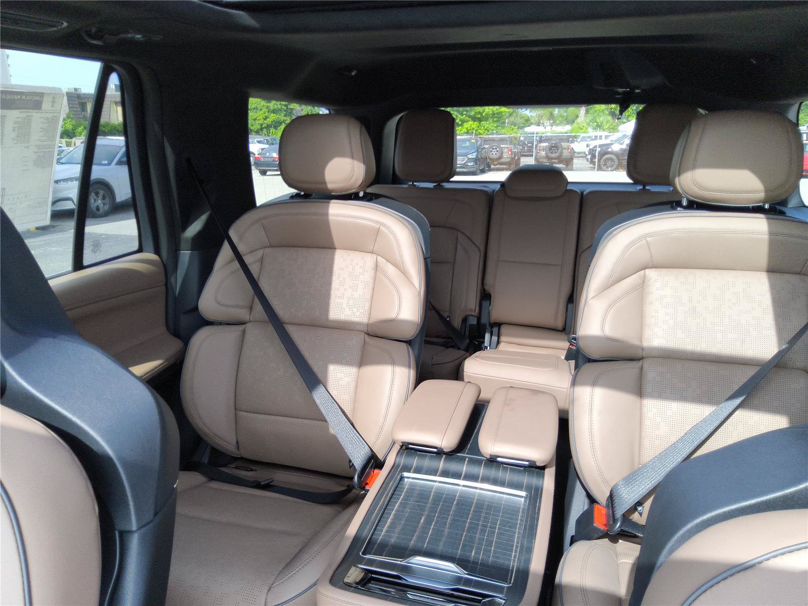 New 2027 Lincoln Navigator Black Label AWD/4WD image 15