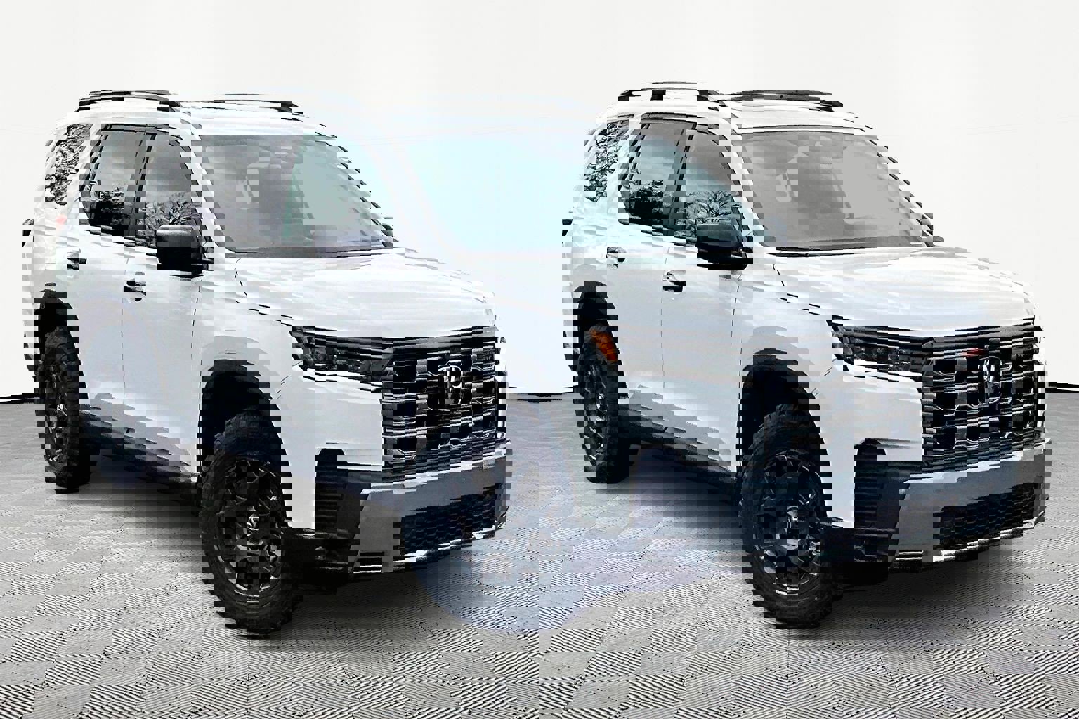 New 2026 Honda Pilot TrailSport image 3