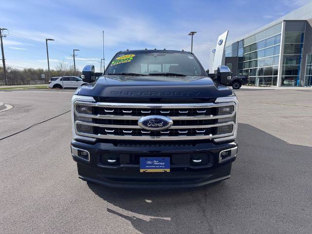 Certified 2024 Ford F250 Platinum w/ FX4 Off-Road Package AWD/4WD image 3