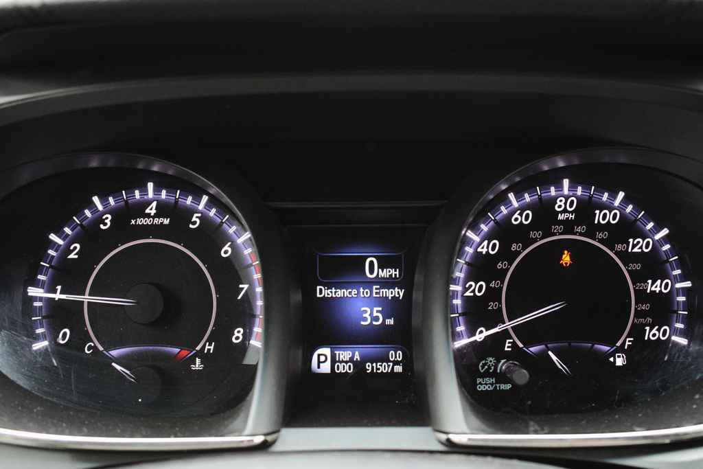 Used 2016 Toyota Avalon XLE Premium image 17