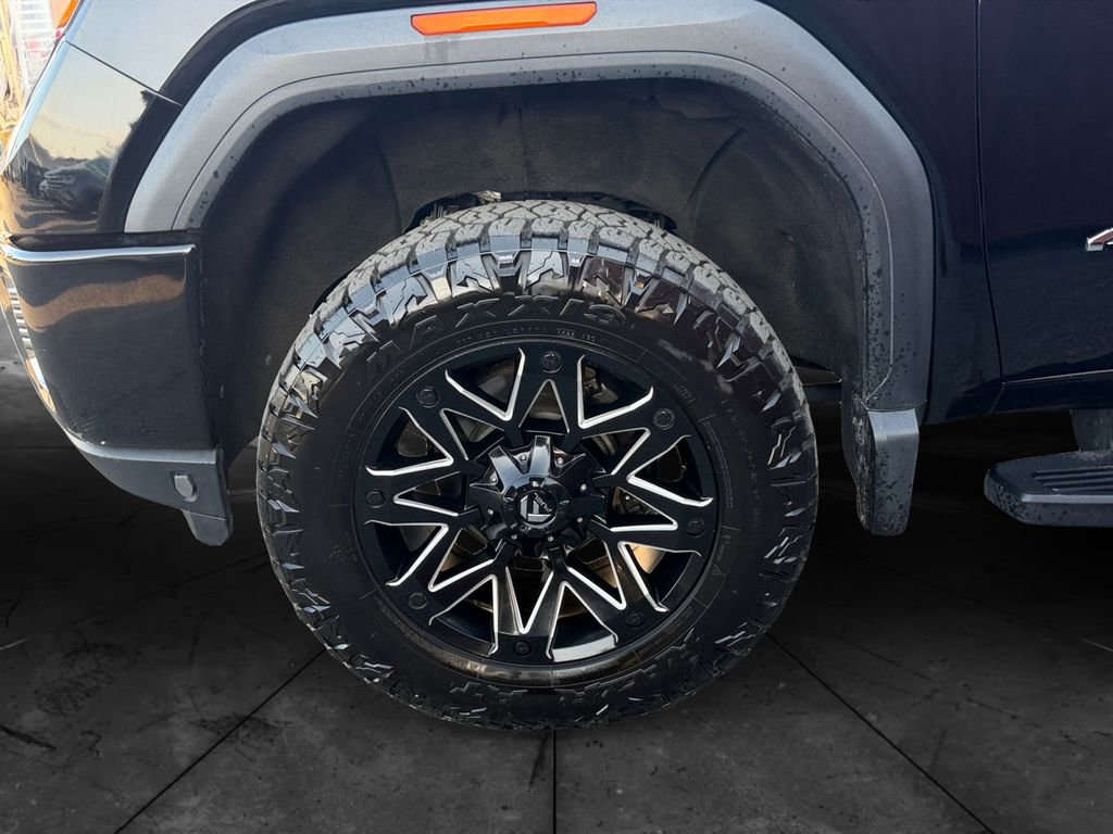 Used 2020 GMC Sierra 2500 AT4 w/ Technology Package image 14