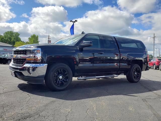 Used 2018 Chevrolet Silverado 1500 LT w/ All Star Edition image 3