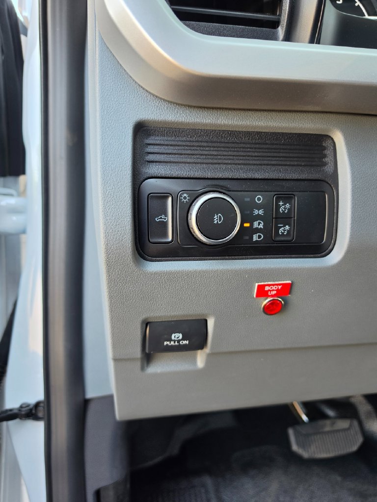 New 2026 Ford F550 4x4 Regular Cab Super Duty image 26