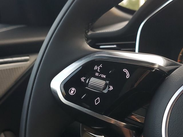 New 2026 Jaguar F-PACE R-Dynamic S image 28