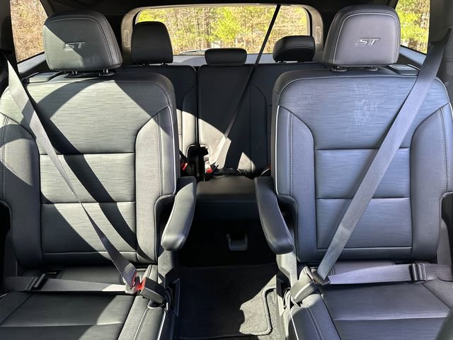 Used 2025 Buick Enclave Sport Touring image 36