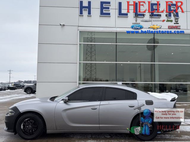 Used 2016 Dodge Charger SXT