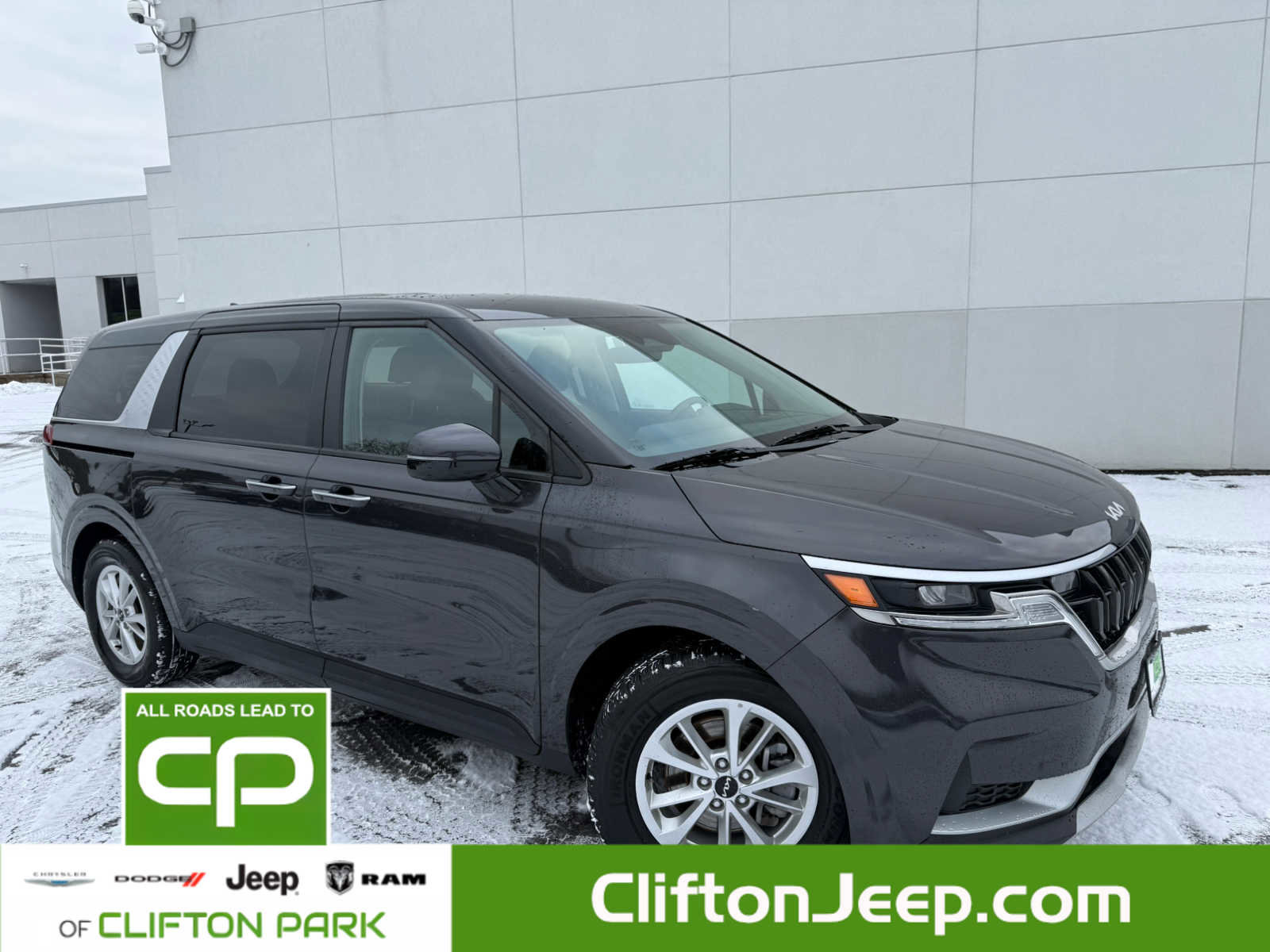 Used 2024 Kia Carnival LX