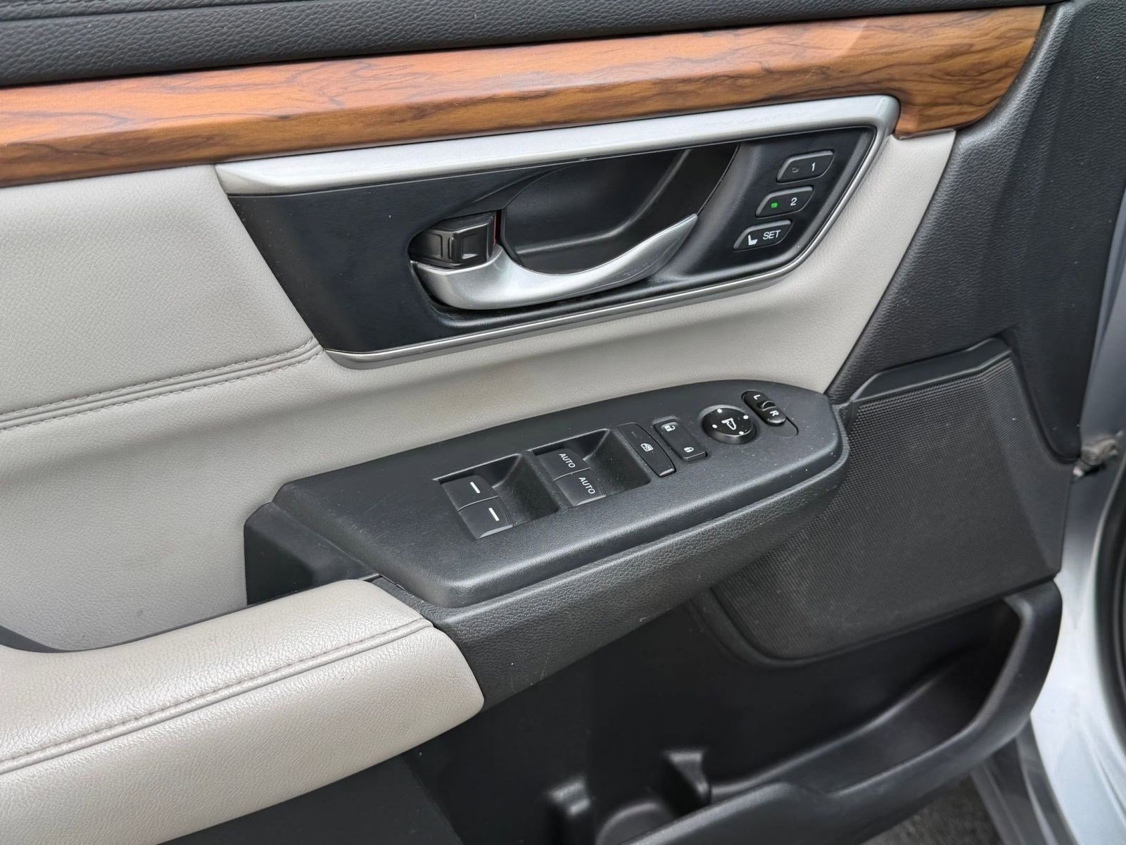 Used 2020 Honda CR-V EX-L image 23