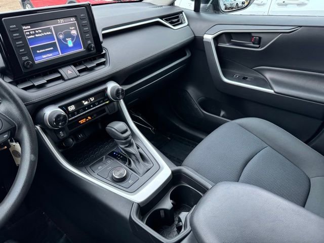 Certified 2019 Toyota RAV4 LE image 17