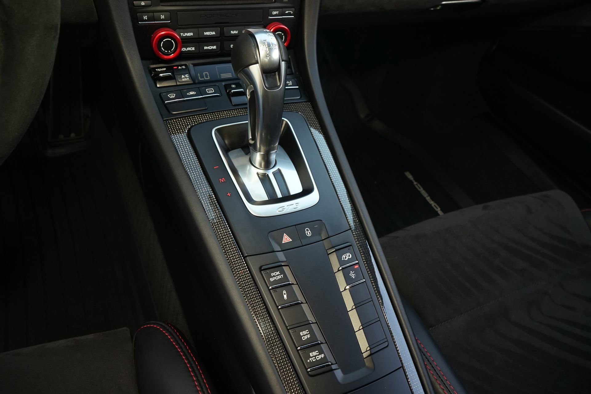 Used 2018 Porsche 911 GT3 RWD image 18