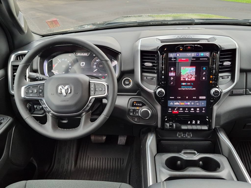 Used 2025 RAM 1500 Big Horn AWD/4WD image 22