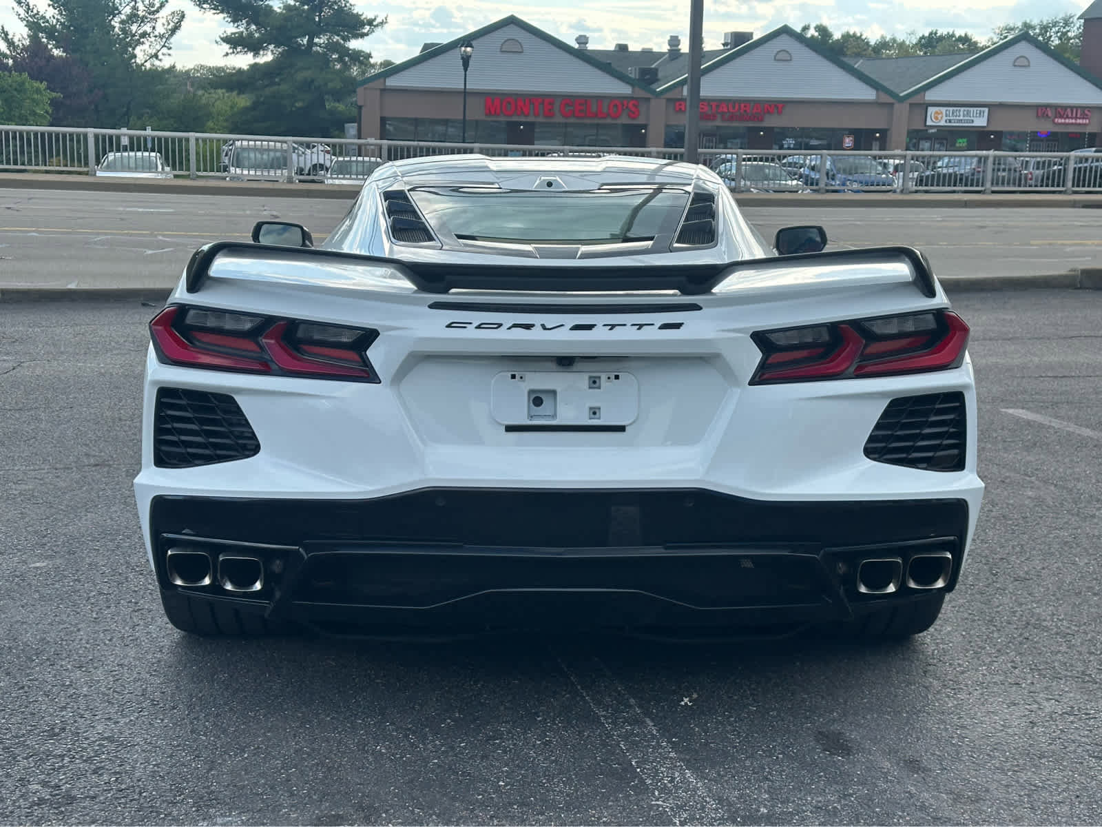 Used 2023 Chevrolet Corvette Stingray Preferred Cpe w/ Z51 Performance Package RWD image 6