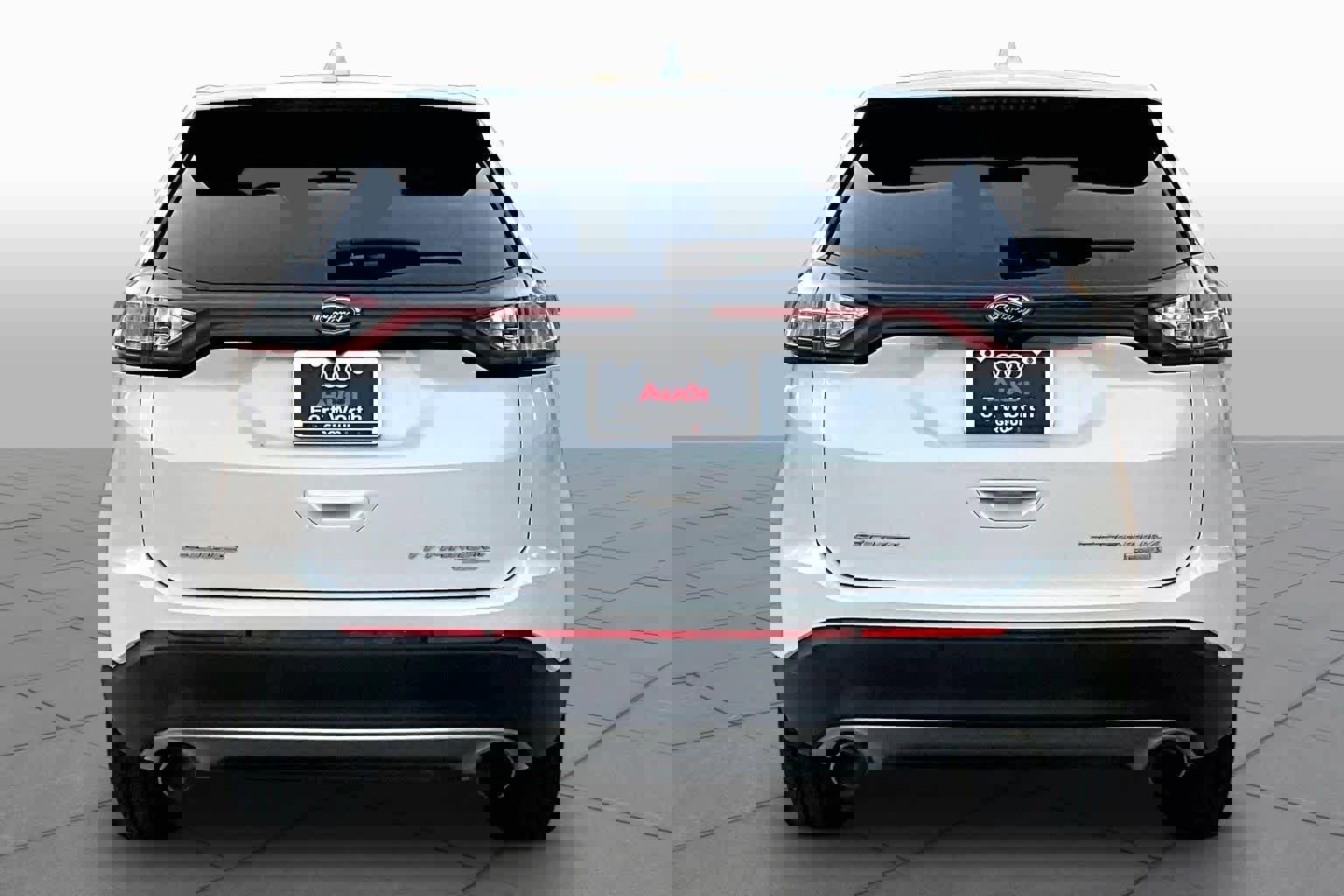 Used 2017 Ford Edge Titanium w/ Technology Package image 9