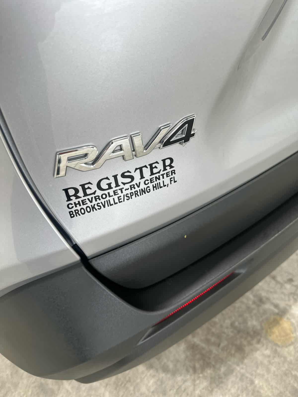 Used 2025 Toyota RAV4 LE AWD/4WD image 10
