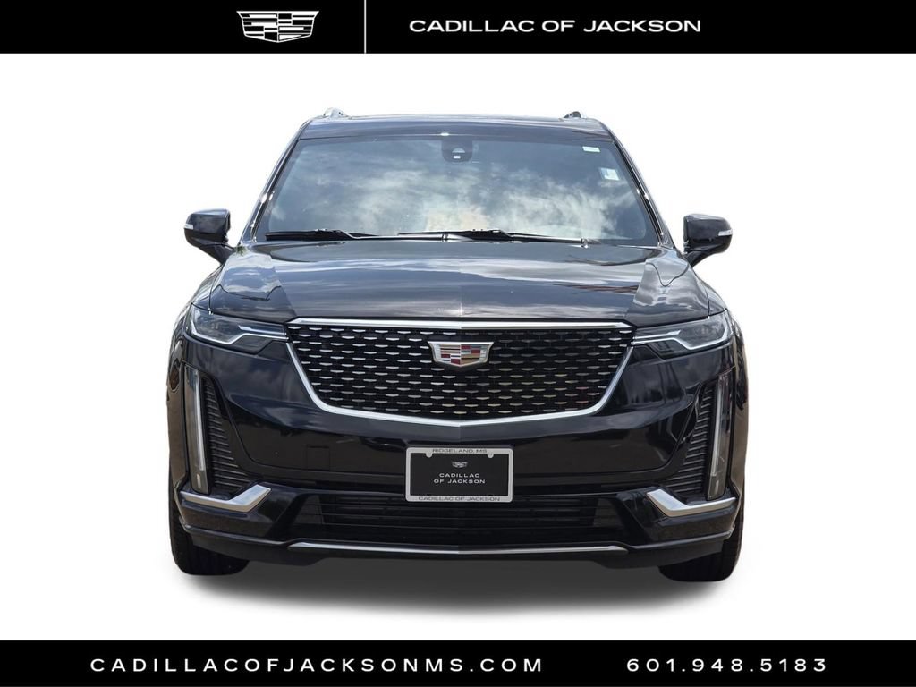 Certified 2025 Cadillac XT6 Luxury FWD image 2