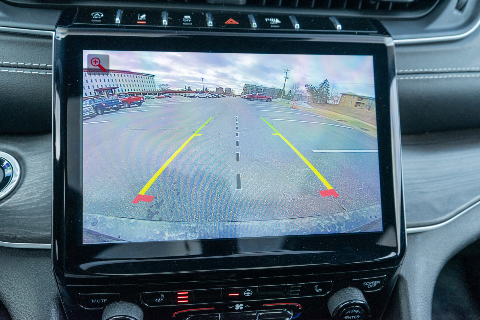 Used 2022 Jeep Grand Cherokee L Limited image 20