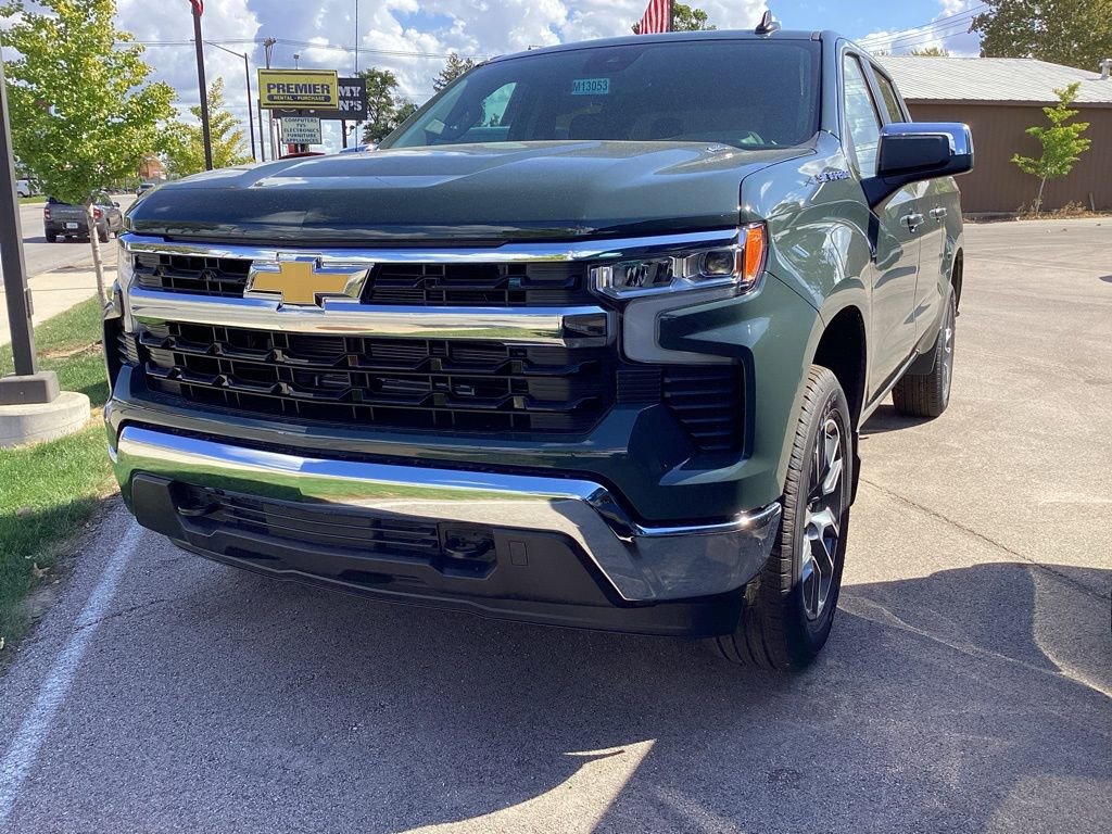 New 2026 Chevrolet Silverado 1500 LT image 2