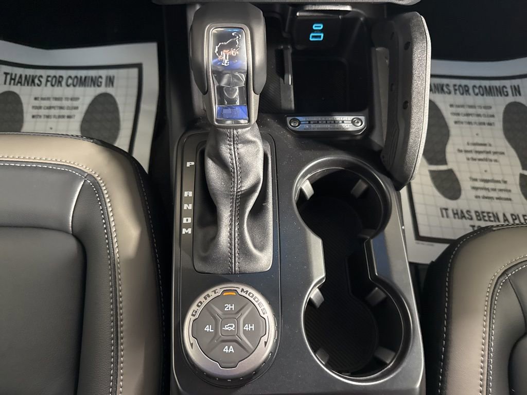 New 2025 Ford Bronco Outer Banks w/ Sasquatch Package image 27