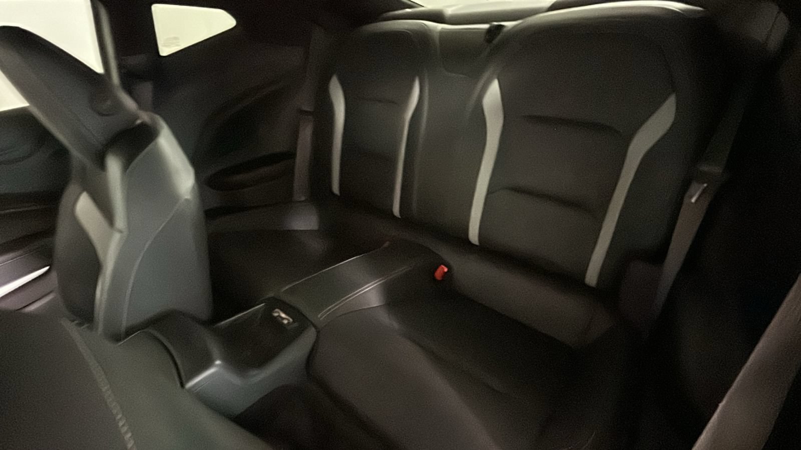 Used 2022 Chevrolet Camaro SS RWD image 30