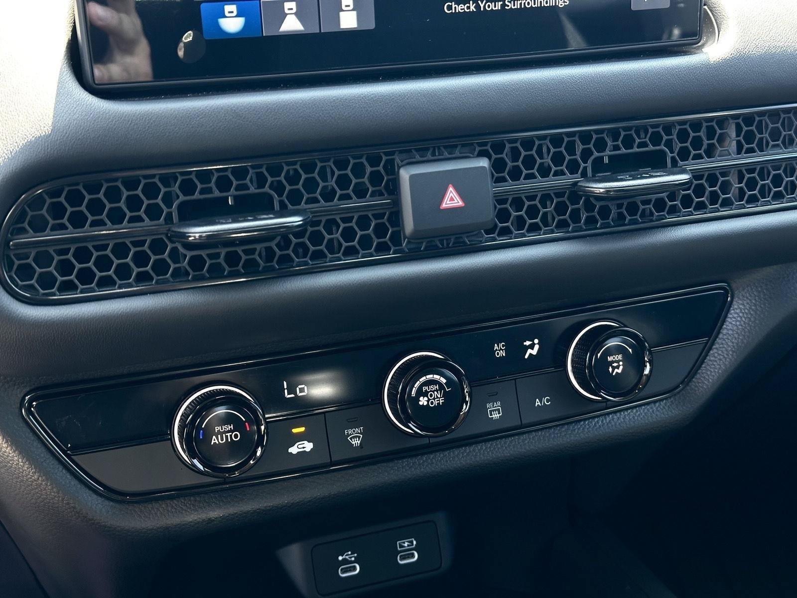 Certified 2026 Honda HR-V LX image 15