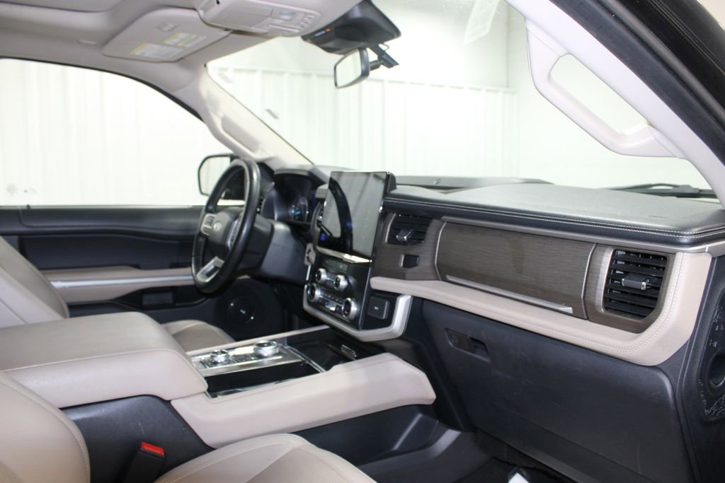 Used 2024 Ford Expedition Max Limited image 29