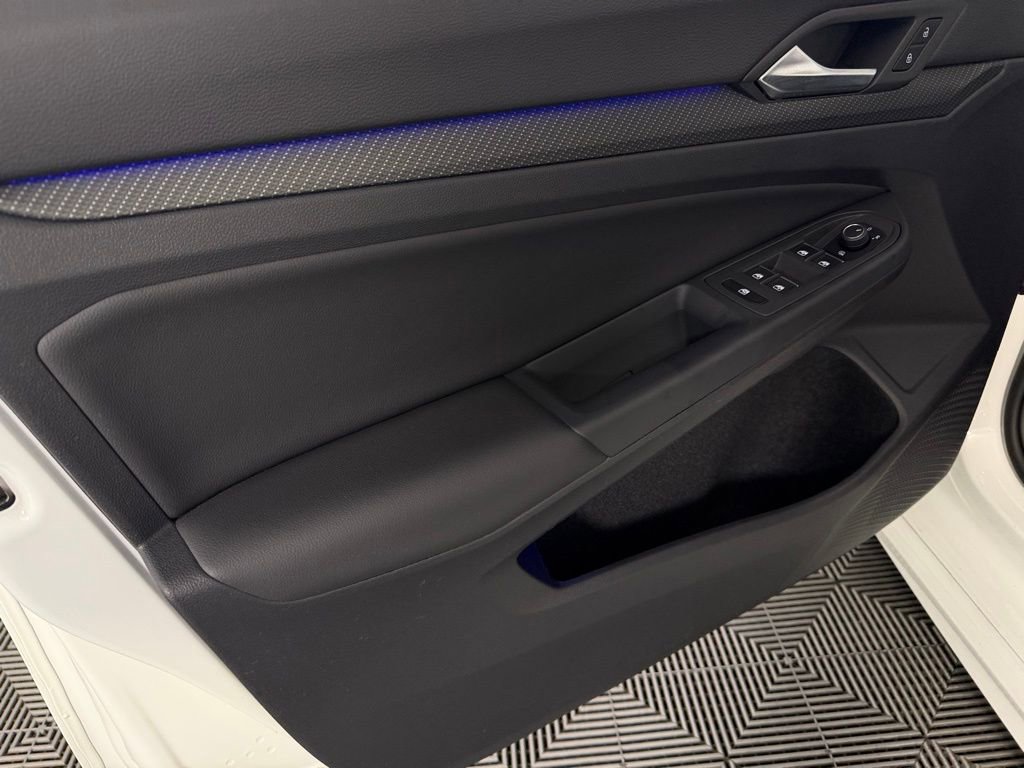 Used 2023 Volkswagen Golf R AWD/4WD image 26