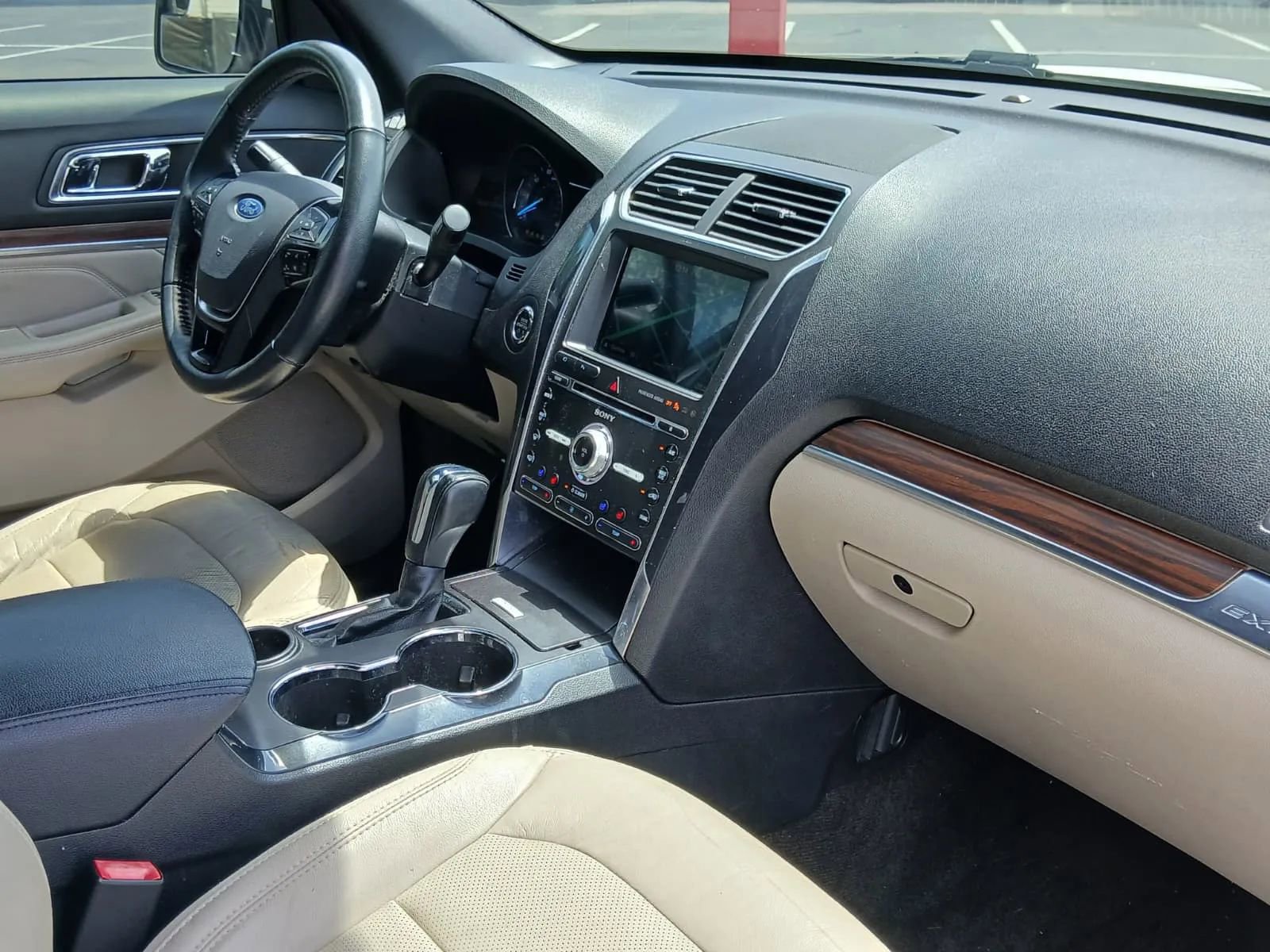 Used 2018 Ford Explorer Limited FWD image 30