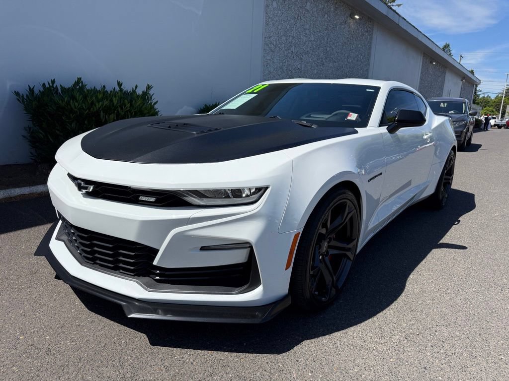 Used 2021 Chevrolet Camaro SS RWD image 2