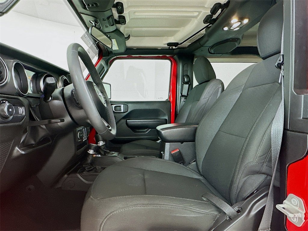 Used 2023 Jeep Wrangler Sport S image 9