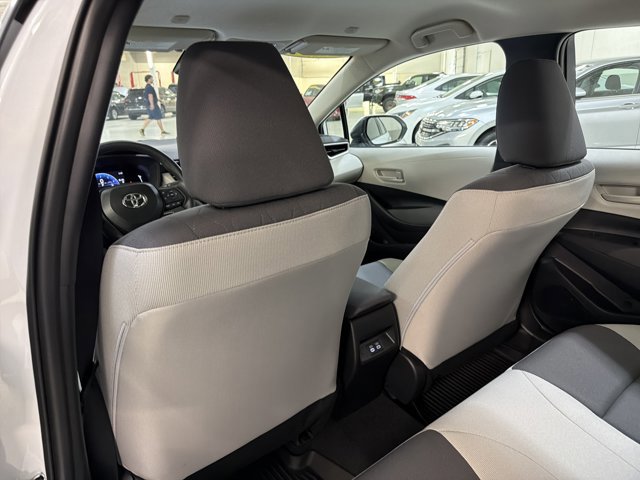 Used 2026 Toyota Corolla LE FWD image 19