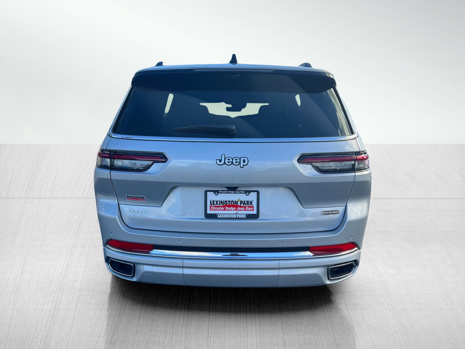 New 2025 Jeep Grand Cherokee L Overland w/ Luxury Tech Group IV image 6