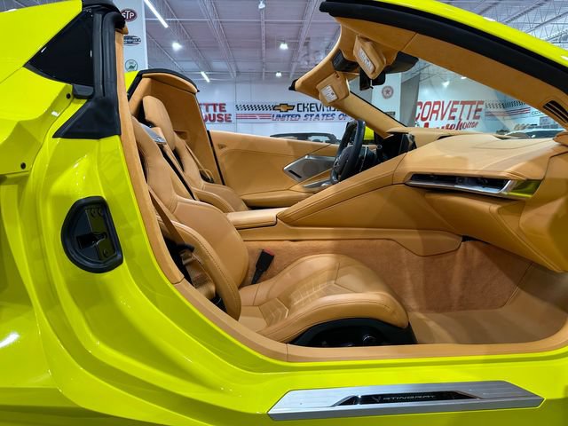 Used 2023 Chevrolet Corvette Stingray Premium Conv w/ Z51 Performance Package RWD image 13