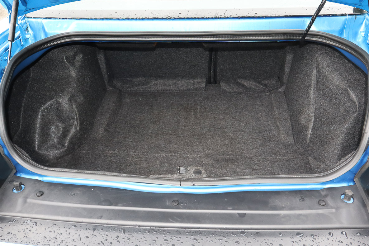 Used 2023 Dodge Challenger SXT image 9