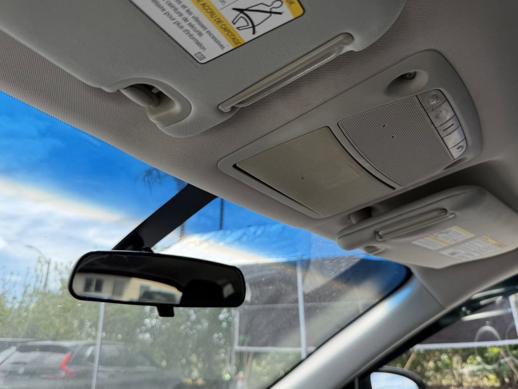 Used 2014 Nissan Pathfinder S FWD image 32