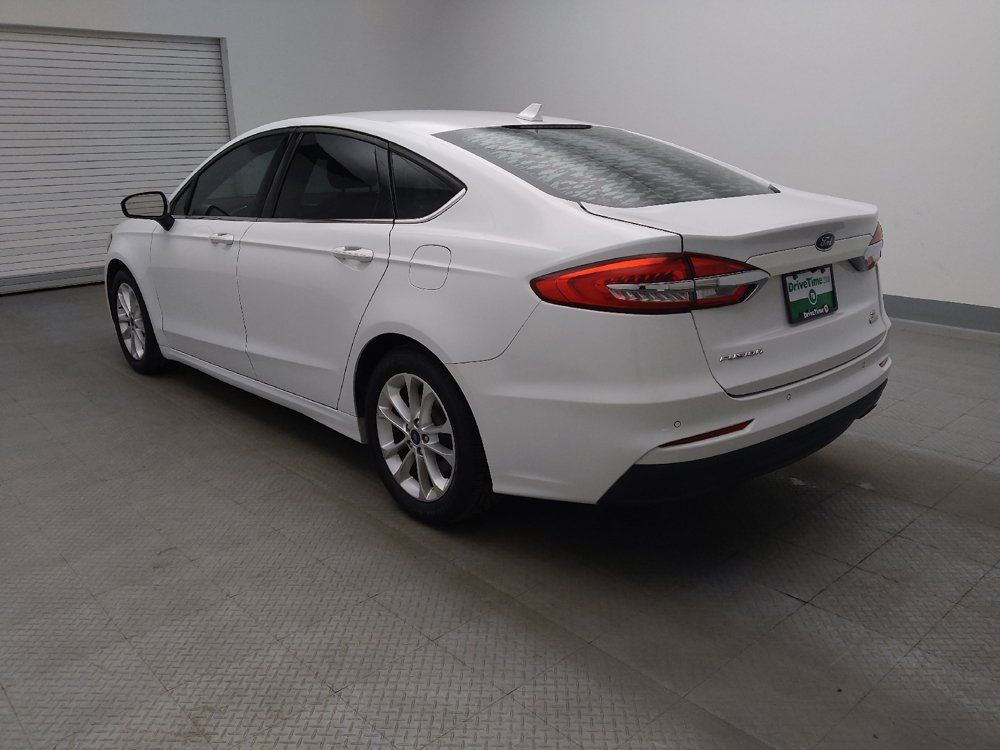 Used 2019 Ford Fusion SE FWD image 5