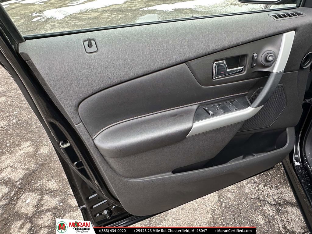 Used 2014 Ford Edge SEL w/ Equipment Group 205A image 18