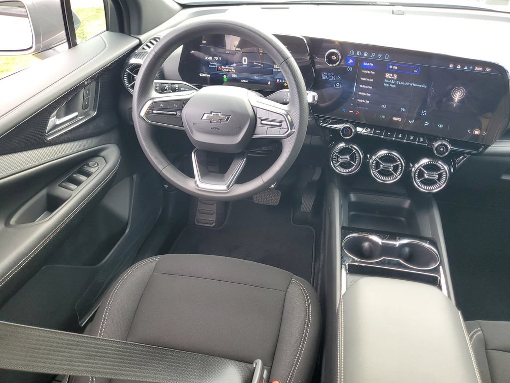 Used 2026 Chevrolet Blazer EV LT w/ Midnight/Sport Edition FWD image 9