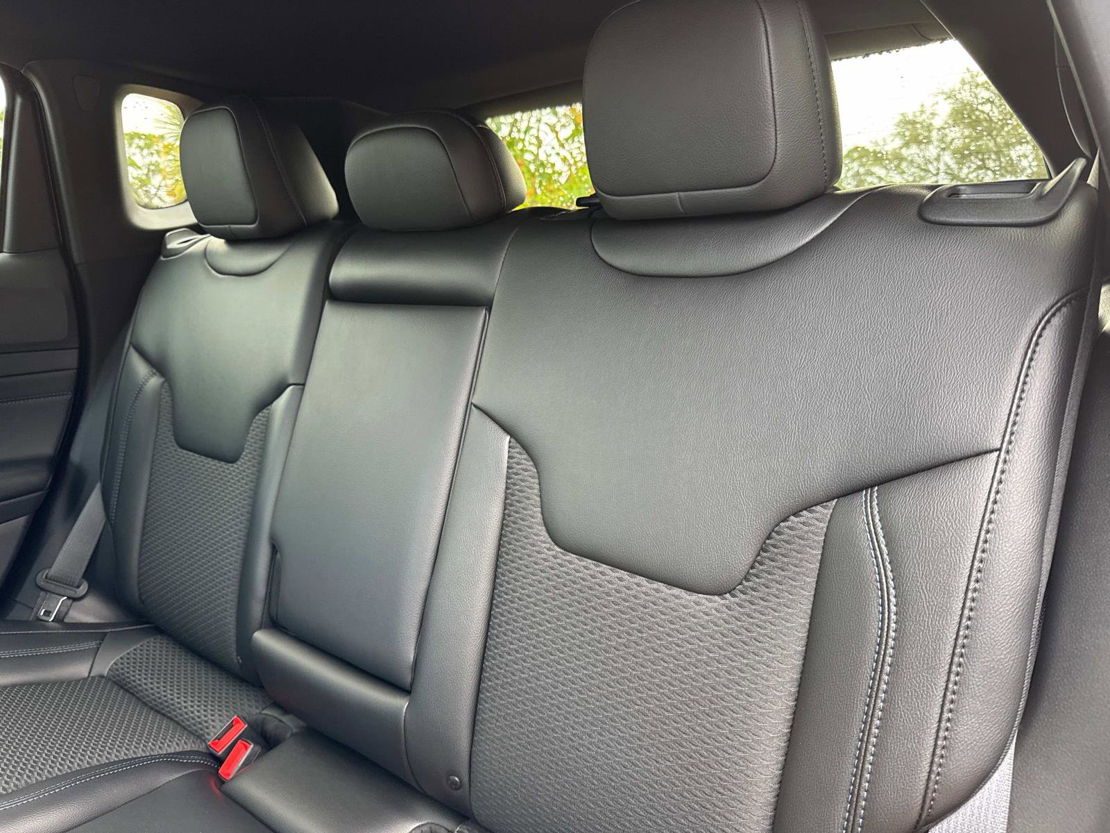 New 2026 Jeep Compass Latitude image 13
