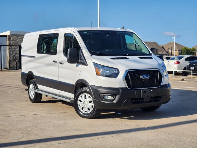 Used 2025 Ford Transit 250 Low Roof w/ Exterior Upgrade Package RWD image 2