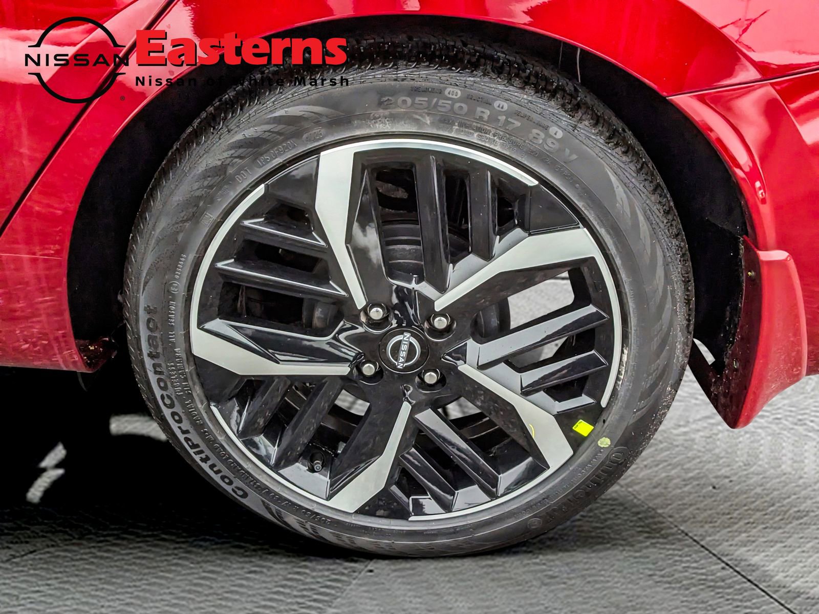 New 2025 Nissan Versa SR image 9