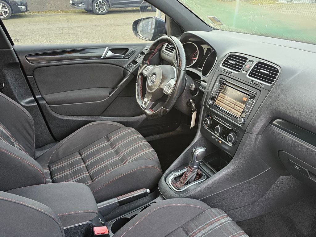 Used 2012 Volkswagen GTI 4-Door FWD image 11