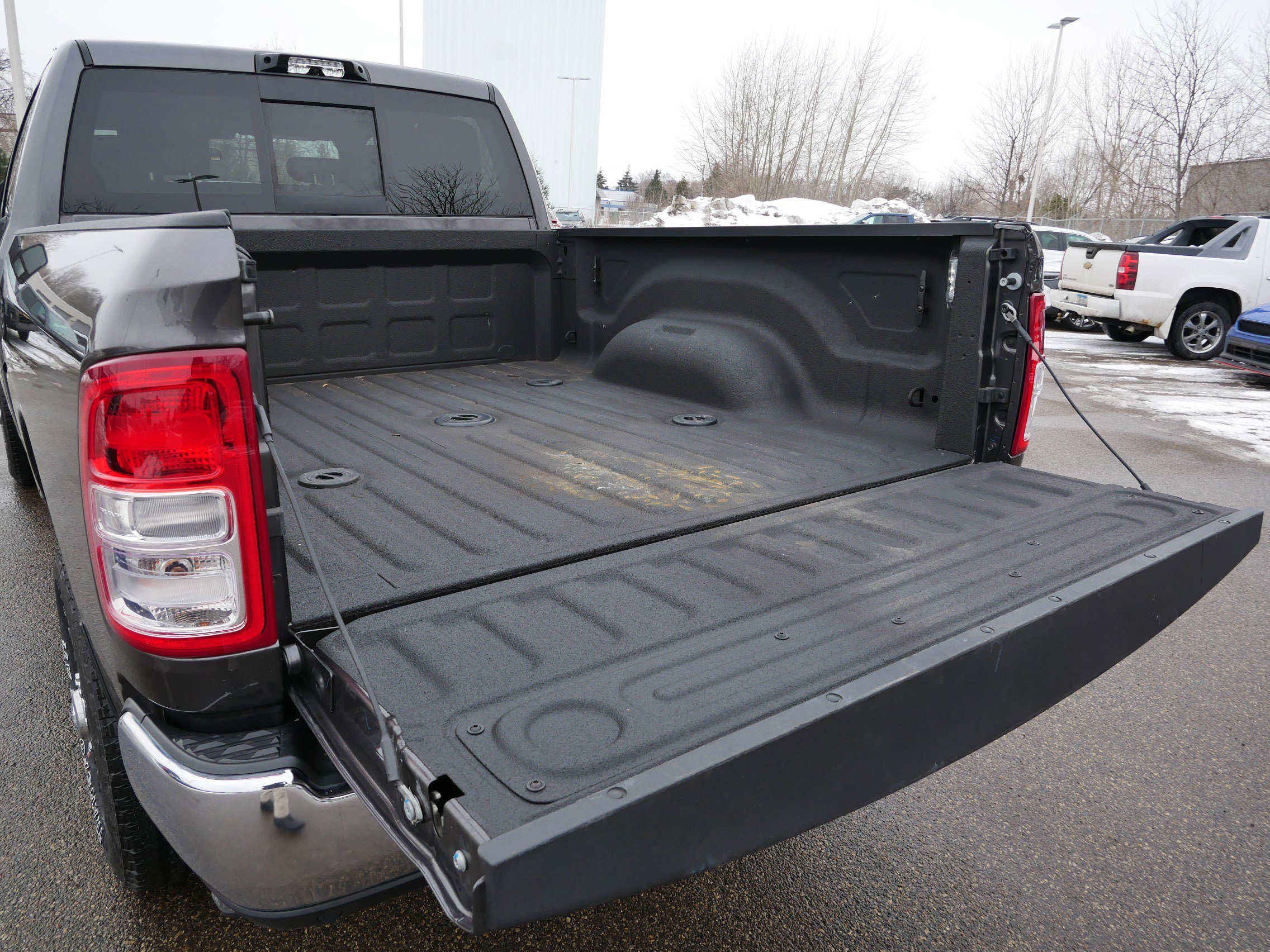 Used 2024 RAM 2500 Tradesman w/ Chrome Appearance Group image 18