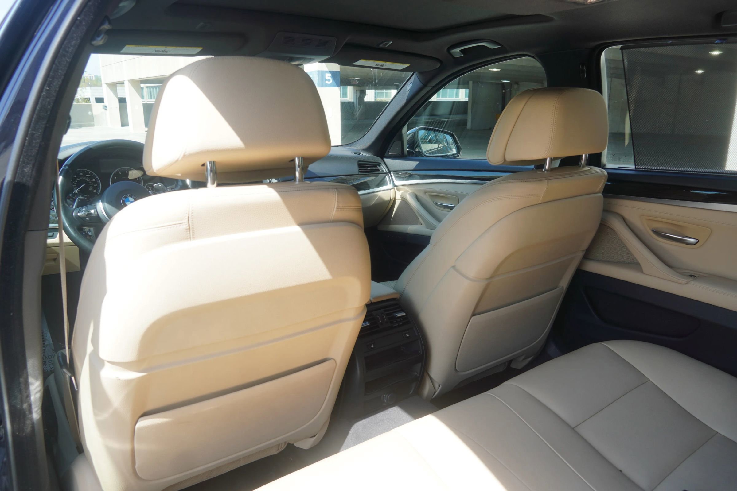 Used 2016 BMW 550i xDrive Sedan AWD/4WD image 37